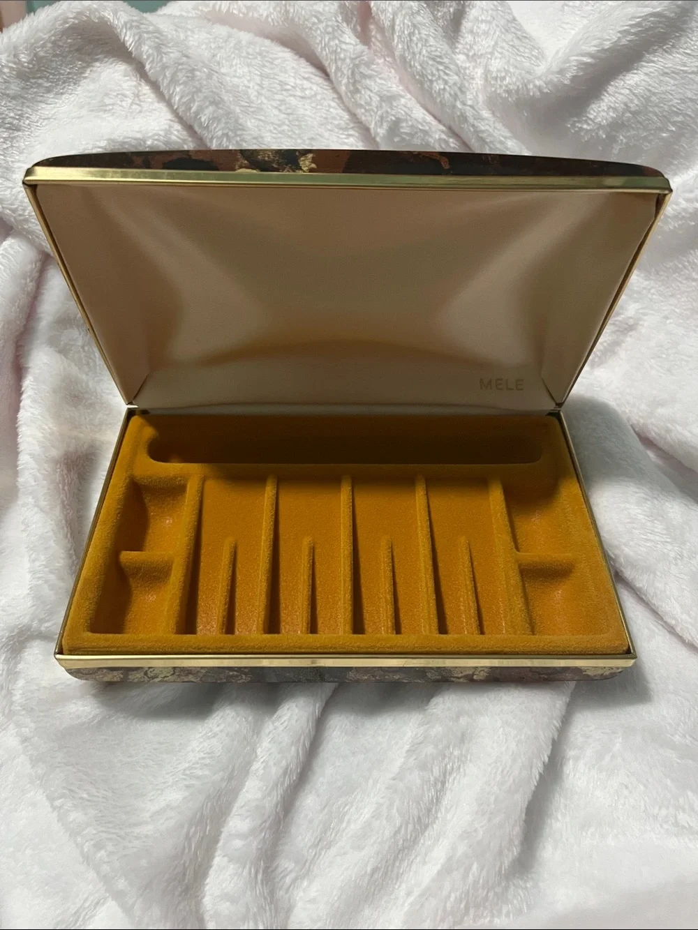Mele Travel jewelry and earring case